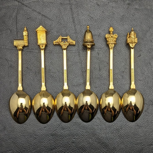 British vintage gold plated teaspoon set of 6 in a case